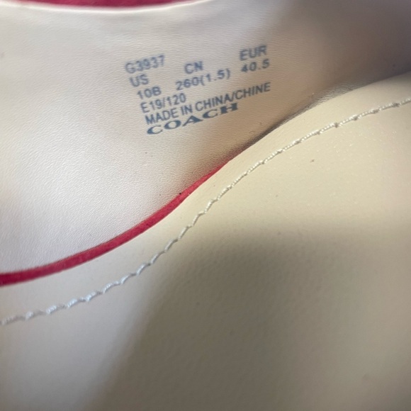 NWT Coach Red Suede Waverly Heels Size 10 š„ - Picture 14 of 14